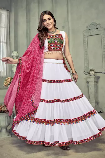 White Cotton Navratri Chaniya Choli with Kutch Embroidery & Bandhani Dupatta (Tie-Back)