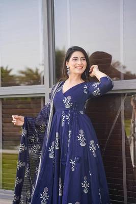 Heavy and ethnic graceful looks blue colour palazzo dress for partywear looks 3