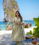 Heavy and ethnic graceful looks green colour palazzo dress for partywear looks