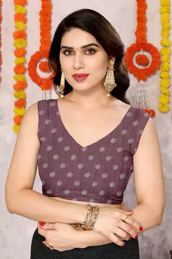 Dusty Wine Silk Blend Floral Print Zari Woven Border Saree With Unstitched Blouse Piece