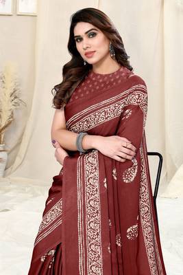 Maroon Chiffon Paisley Batik Print Saree With Unstitched Blouse Piece 5