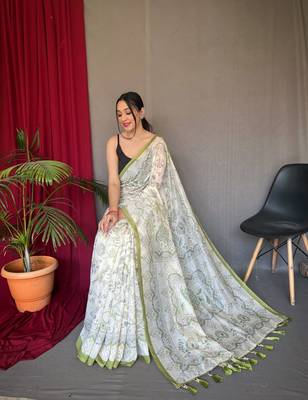 Women Light Parrot Malai Cotton And Kalamkari Print Rich Pallu Saree With Blouse For Women 3