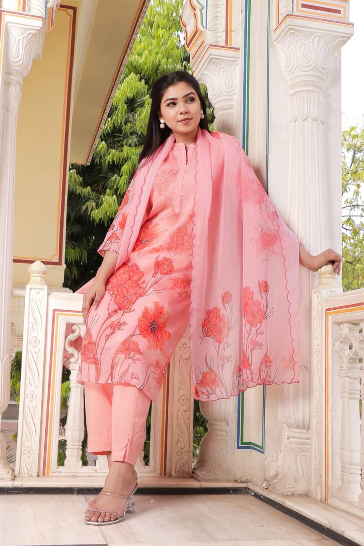 Women pink tabby slik print & embroidered kurta  pant & dupatta set