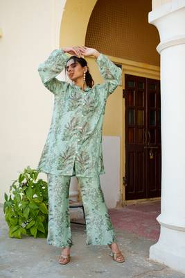 Women sky blue muslin embroidered shirt & pant set (co-ords set) 5