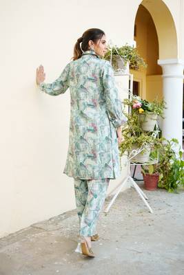 Women mint muslin printed shirt & pant set (co-ords set) 2