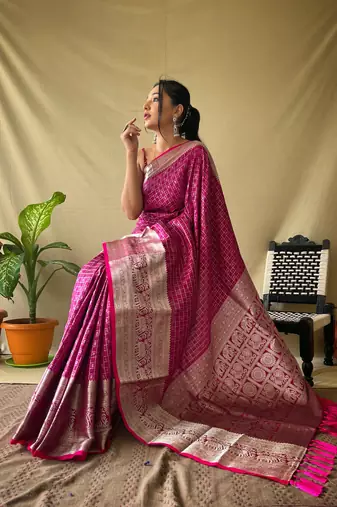 Pink Banarasi style silk bland thread work & zari border saree with Blouse