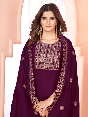 Designer collection wine color viscose fabric  zari work heavy embroidery kurta set with dupatta 4
