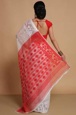 Dhakai Exclusive Softs Dual Color Jamdani Sarees (White Red) Without Blouse 4