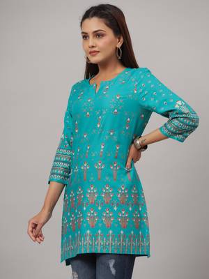 Ethnic Motifs Printed Notch Collar Kurti 2