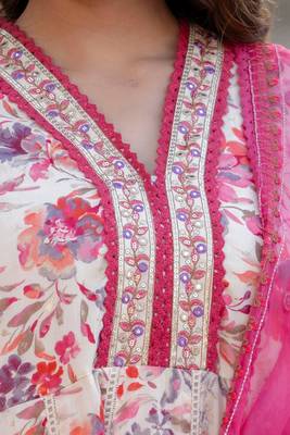 Beige- pink pure mal cotton  kurta pant 4