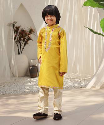 Mustard yellow kurta set 1