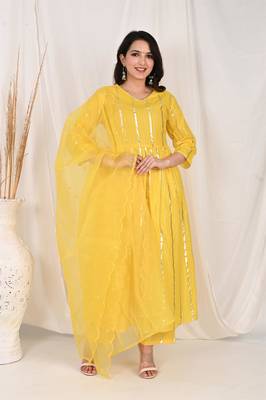 Yellow flared kurta set with organza dupatta 1