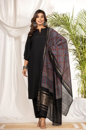 Black muslin kurta set with ajrakh dupatta
