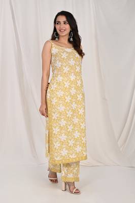 Sleeveless floral yellow kurta set 2