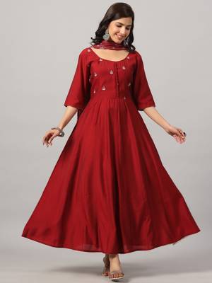 Maroon embroidered anarkali kurta set 2