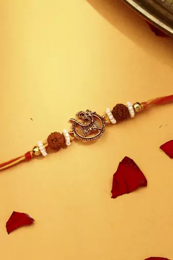 Om rakhi