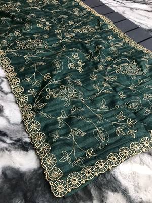 Green Classic emboidary border silk bland weaving saree with Blouse 3