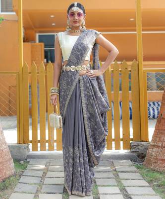 Grey Classic emboidary border silk bland weaving saree with Blouse 1