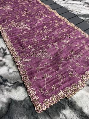 Lavender Classic emboidary border silk bland weaving saree with Blouse 3