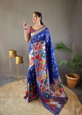 Violet Paithani style zari border silk bland Floral weaaving saree with Blouse 3
