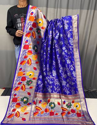 Violet Paithani style zari border silk bland Floral weaaving saree with Blouse 5