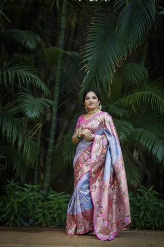 Lavender Paithani style silk bland zari weaving contrust border saree with Blouse