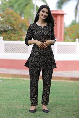 Black printed work rayon kurta with pant set 1