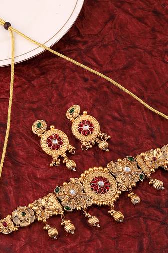 Mansiyaorange matte gold floral design kempu stones heavy choker jewellery sets for women