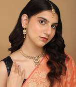 Mansiyaorange matte golden floral design kempu stones choker jewellery sets for women