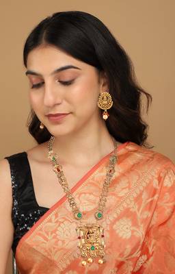Mansiyaorange matte gold lakshmi motif kempu stone long rani haar jewellery set for women 2