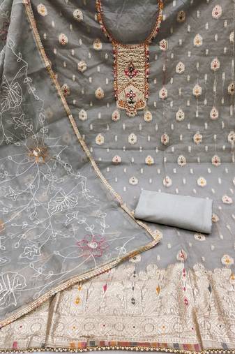 Beautifully handcrafted green colour organza salwar kameez for graceful designer fancy looks in party style