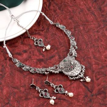 Mansiyaorange german silver floral kempu stone choker with mangtikka jewellery set 2