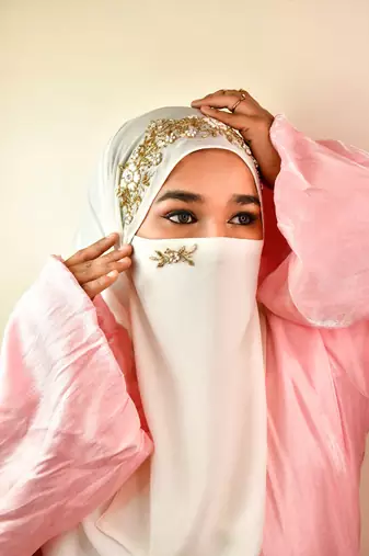 White Georgette Zari Embroidered Hijab