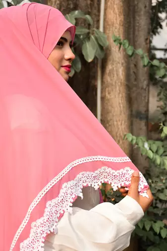 Pink Georgette Chiffon Lace Hijab