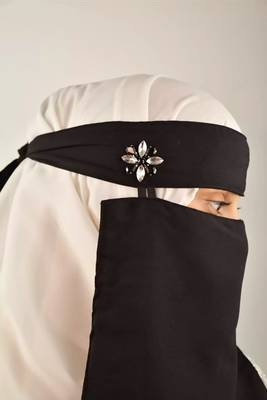 black rhinestone diamond naqab 2
