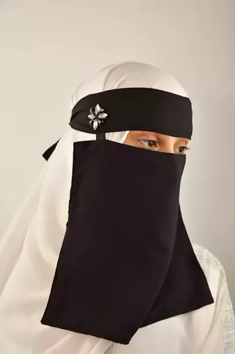 black rhinestone diamond naqab