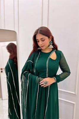 Bottle green anarkali with dupatta 5