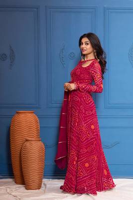 Hibiscus pink bandhani anarkali 3