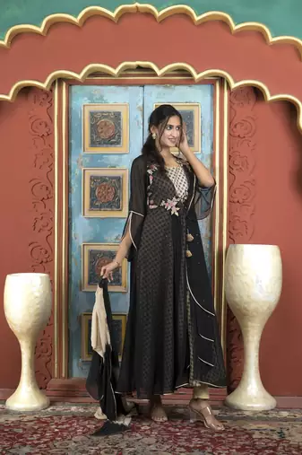 Nikhaar black embroidered georgette stitched trouser kurta & dupatta 