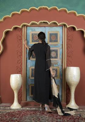 Nikhaar black embroidered georgette stitched trouser kurta & dupatta  5