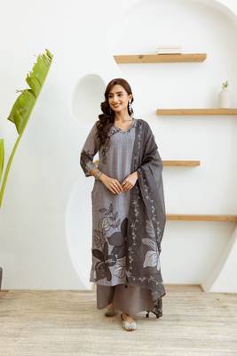 Women black pure silk kurti pant dupatta set 4