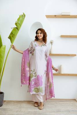 Women white pure silk kurti pant dupatta set 2