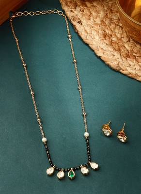 Minimalist Black Bead Necklace with Green Stone Jhumki & Pearl Tips 2