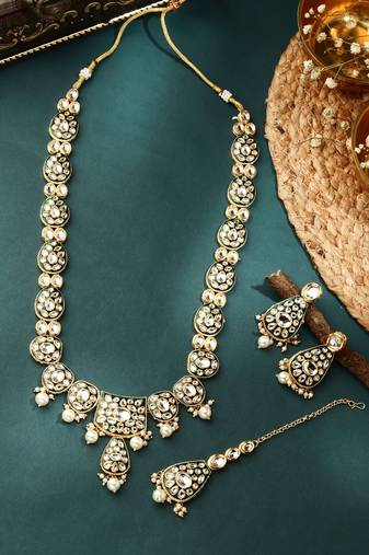 Pearl Multicolor necklace sets