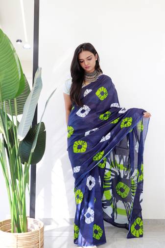 Navy Blue Cotton Printed Saree With Blouse