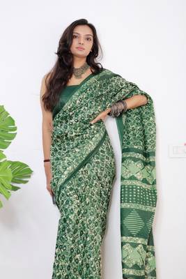 Green Cotton Printed Saree With Blouse 4