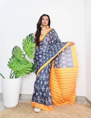 Grey Cotton Printed Saree With Blouse 1