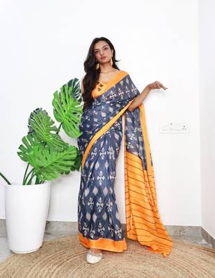 Grey Cotton Printed Saree With Blouse 3