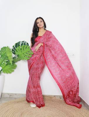 Red Cotton Printed Saree With Blouse 1