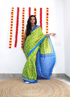 Green Cotton Printed Saree With Blouse 1